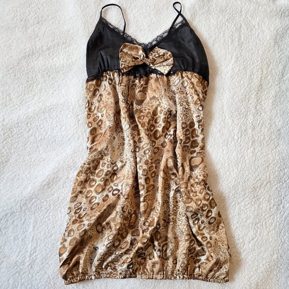 Dresses & Skirts - Asian Brand Animal Print Bow Dress